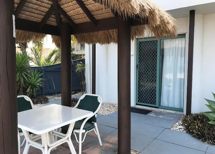 Bilinga Beach Motel